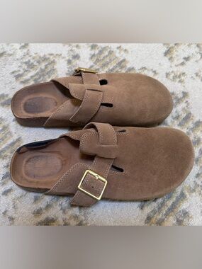 Women’s Suede Buckle Slip-On Clogs